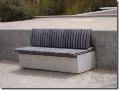 bench02