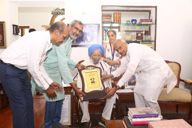 Dr. Manmohan Singh honored with Anuvrat Award