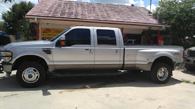 2008 Ford F-350 Super Duty XLT 4dr Crew Cab 4WD LB DRW