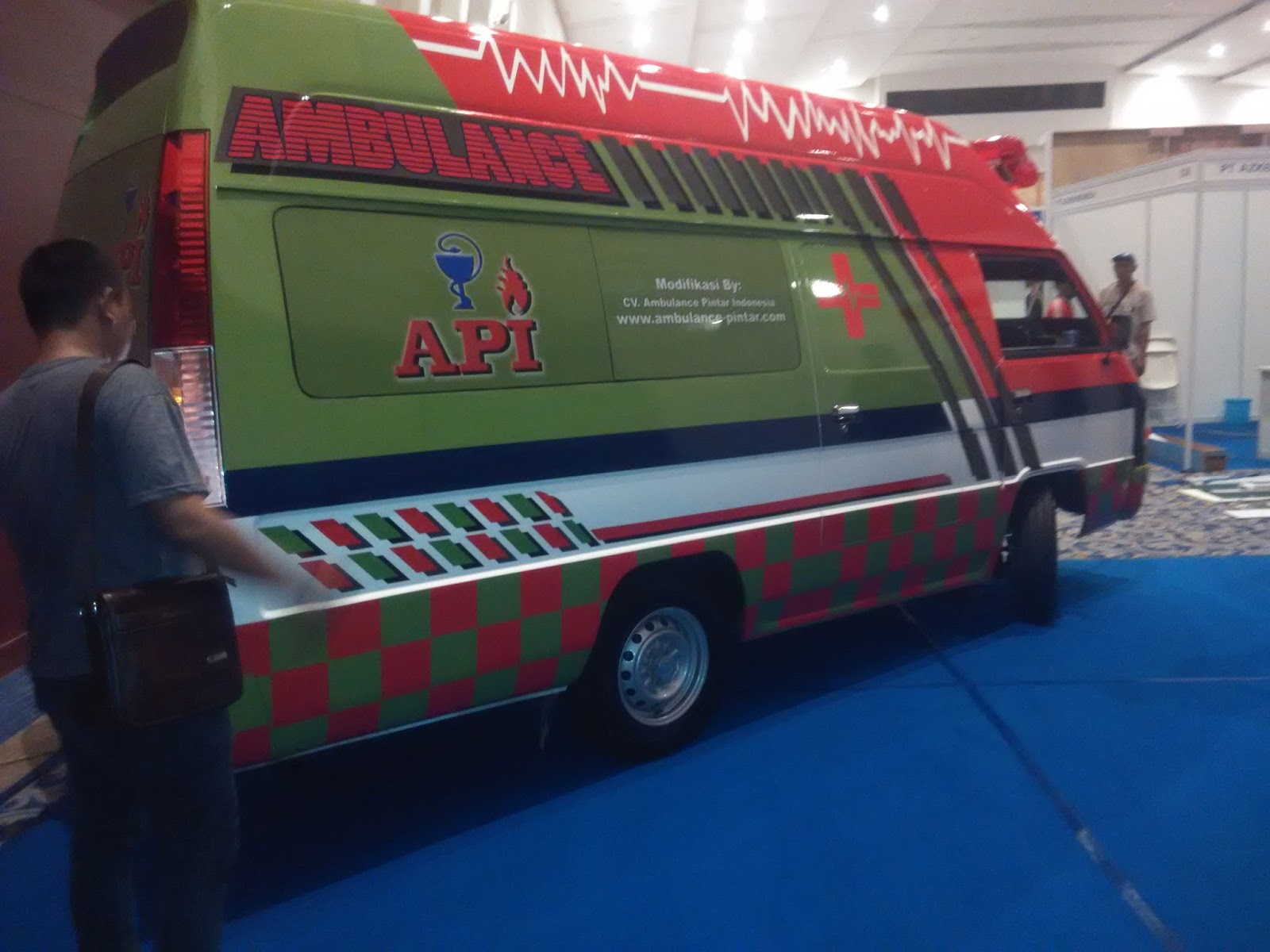 46 gambar modifikasi mobil ambulance terkeren suara otomotif