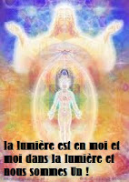 La Lumière-Primordiale Est Cette Conscience Universelle, Cet Amour inconditionnel qui enveloppe et Transcende L’Univers du Grand-Tout ; Elle Est Appelée Dieu.