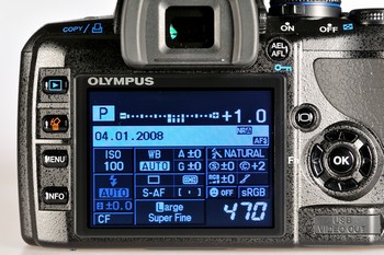 Olympus E-420