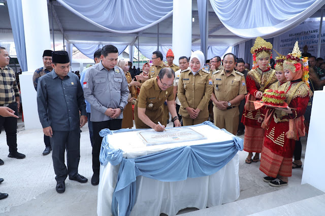 Walikota Palembang Harnojoyo Resmikan Kantor Baru Camat Kemuning