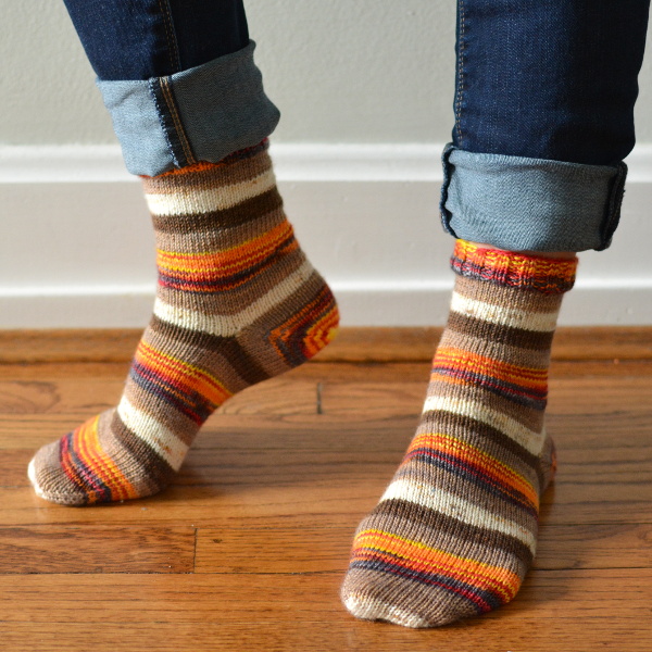 cozy birdhouse | campfire s'mores smooth operator socks