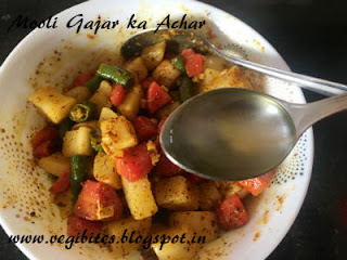 Mooli Gajar ka Achar