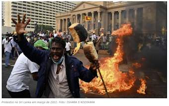 COLAPSO: Protestos violentos e mortes por falta de combustível começaram no Sri Lanka