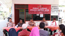 Kapolres Jaktim Tampung Aspirasi Warga Rawamangun Terkait Kamtibmas saat Menggelar Cumat Curhat