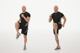 From now on there should not lean thigh again. Tighten your thigh muscles to the movement's high knees