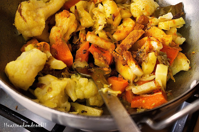 easy and simple bengali recipe and preparation Chachra recipe / Bengali Mixed Vegetable Curry with Fish Heads recipe with step by step pictures