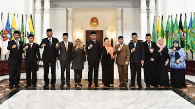 Lantik Dewan Pendidikan Jabar,  Gubernur Emil Minta Indeks Pendidikan Meningkat