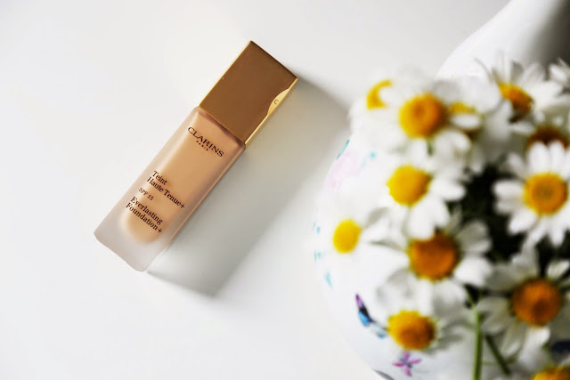 Teint Haute Tenue SPF 15 Clarins