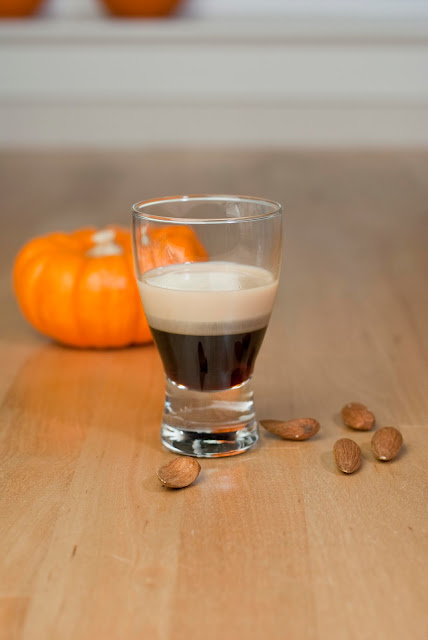 fall cocktail, autumn cocktail, halloween cocktail, pumpkin cocktail, kahlua, coffee liqueur, pumpkin pie liqueur, amaretto