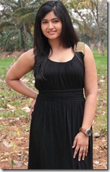 Actress Poonam Bajwa in Manthrikan Movie Stills