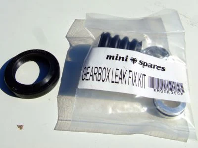 minispares製ギアボックスリンケージオイル漏れ対策キット