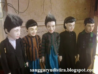 wayang golek one direction, wayang golek custom karakter kreasi sanggar yudistira