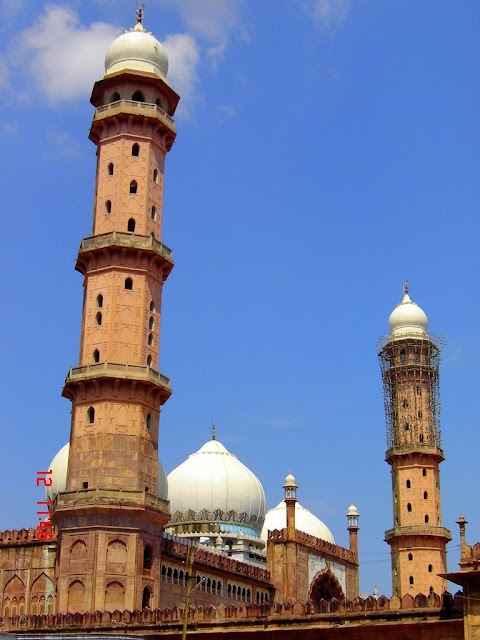 Taj-ul Masjid