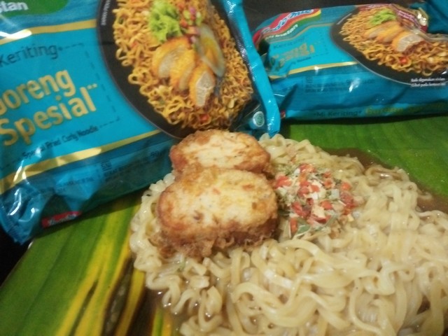 Nikmatnya mi keriting goreng spesial Indomie