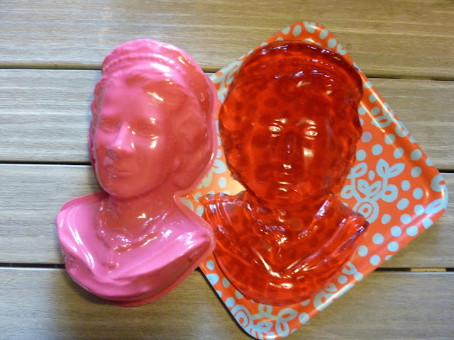 Queen's head jelly mould