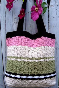 http://www.ravelry.com/patterns/library/sweet-pea-tote-bag