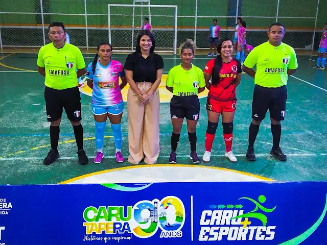 Elite vira sobre Fênix por 2 a 1 com gols de Clarisse Costa e Damiana Guimarães na Taça Cidade de Futsal Feminino