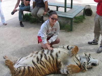 Kebun Binatang Paling Berbahaya di Dunia - Lujan Zoo29