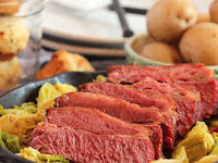 THE VERY BEST CORNED BEEF AND CABBAGE