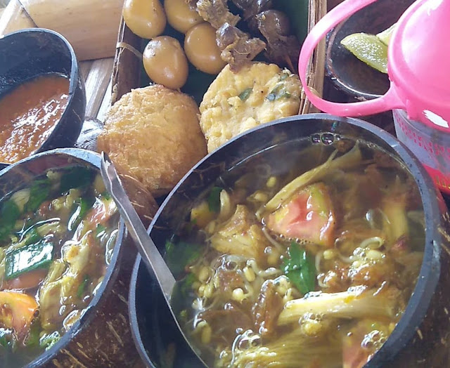 Kuliner di pasar tradisional Jonge