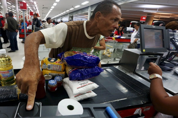 Makro, Pdval y Bicentenario suspenden venta exclusiva por terminal de cédula.