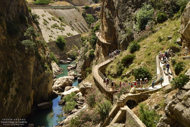 El Caminito del Rey, czyli Szlak Króla. Z prawej skała z lewej przepaść!