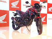 Honda X-Blade, Adventure Bike yang Futuristik, Harga 16,6 Jutaan