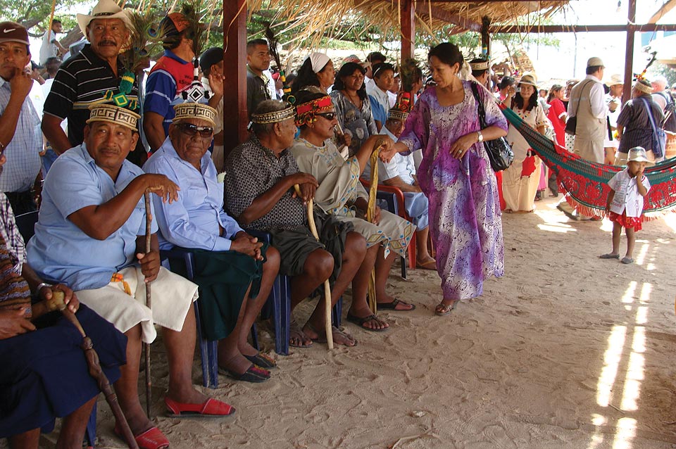 https://www.notasrosas.com/La Guajira, un territorio muy rico, habitado por gente muy pobre