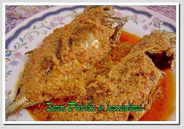 Hanieliza's Cooking: Ikan Percik