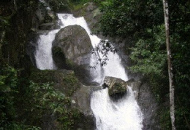 Air Terjun Merangin