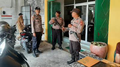 Personel Pers Polsek Karang Baru Laksanakan Patroli  Program Prioritas Kapolri Nomor 2