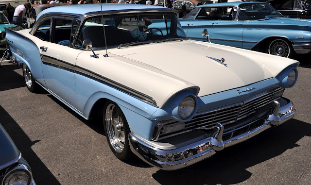 Nice Fairlane 500 at the Viva Las Vegas