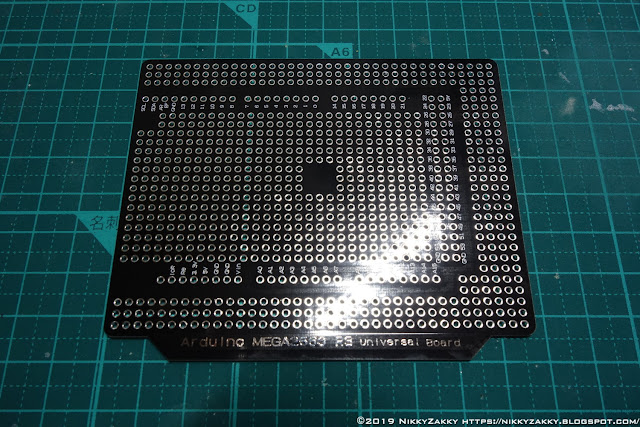 ArduinoMega用に作ったユニバーサル基板