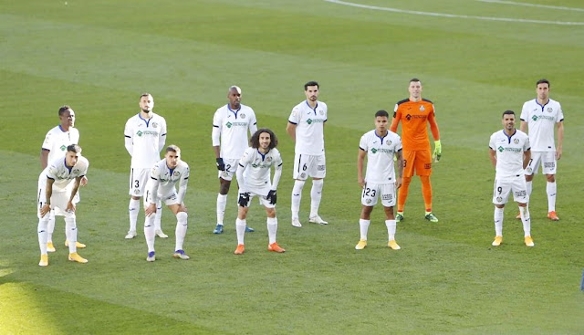 GETAFE C. F. Temporada 2020-21. Djené, Erick Cabaco, Allan Nyom, Chema, David Soria, Jaime Mata. Matías Olivera, Mauro Arambarri, Marc Cucurella, Cucho Hernández, Ángel. LEVANTE U. D. 3 🆚 GETAFE C. F. 0 Sábado 05/12/2020, 14:00 horas. Campeonato de Liga de 1ª División, jornada 12. Valencia, estadio Ciutat de València, sin público. GOLES: ⚽1-0: 5’, Roger Martí. ⚽2-0: 17’, Dani Gómez. ⚽3-0: 56’, Jorge De Frutos.