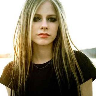 Avril Lavigne smile beautiful