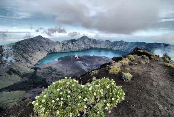 kumpuan foto pemandangan alam indah di indonesia