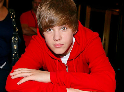 justin-bieber-2011