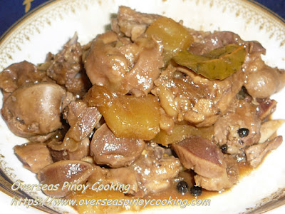 Adobong Atay at Balunbalunan ng Manok sa Pinya Dish