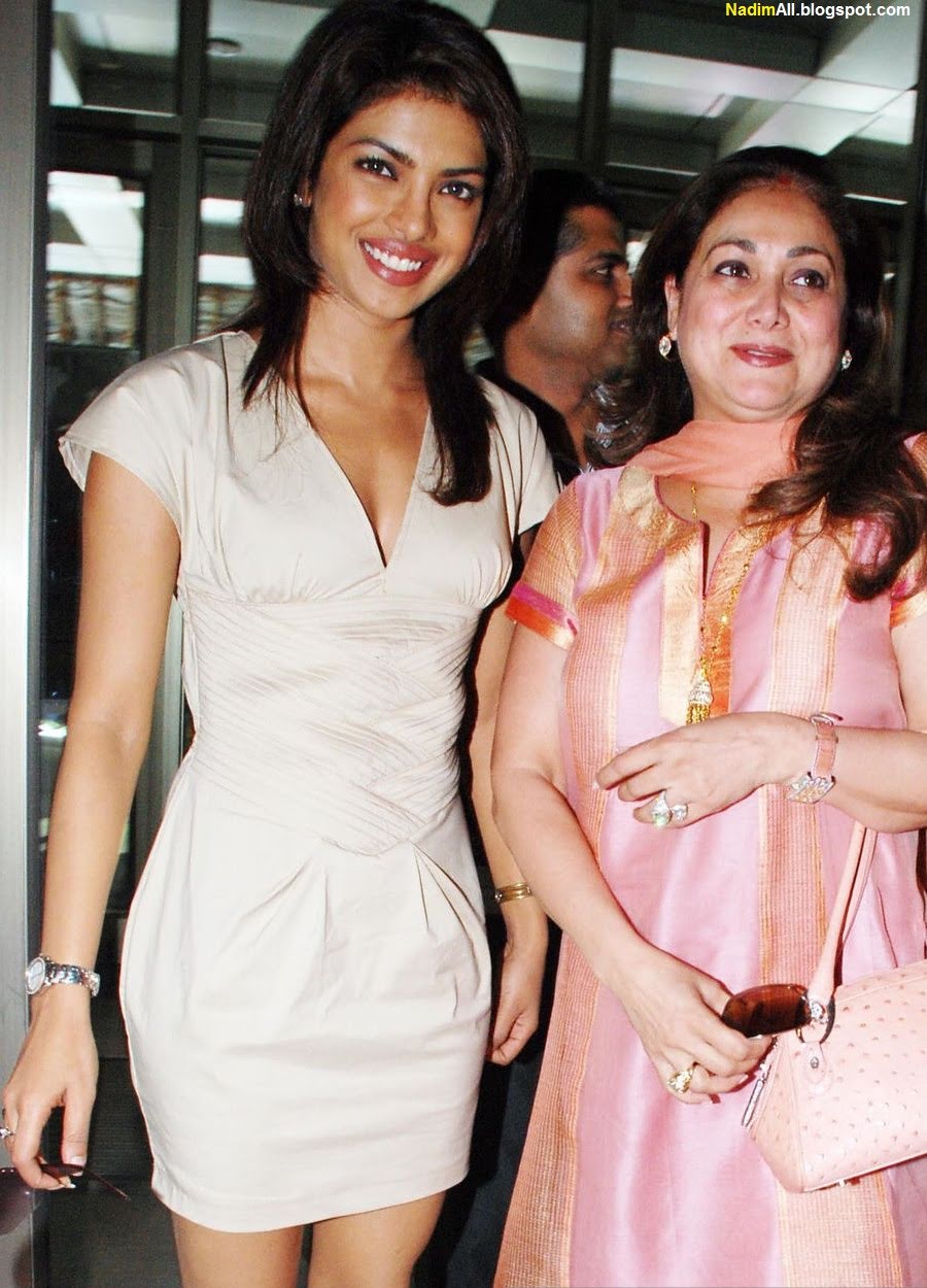 priyanka-chopra-hot-2009