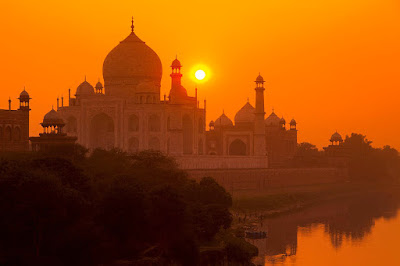taj mahal Sunrise pics