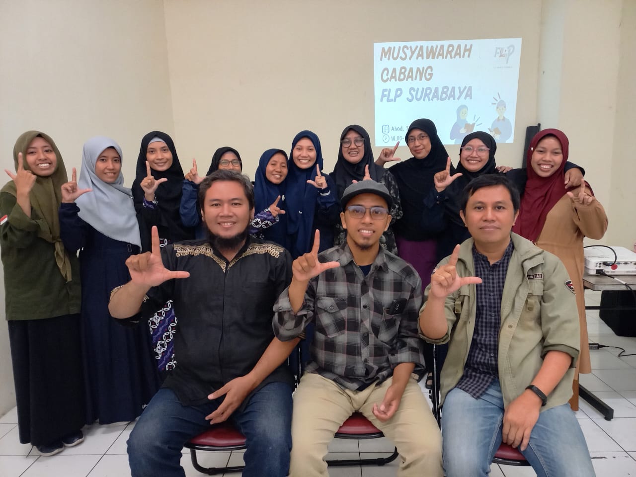 Fafa dan FLP Surabaya