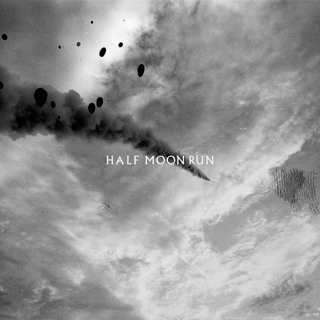 Half Moon Run sortira l'album "Blemish In The Great Light" le 1er novembre.