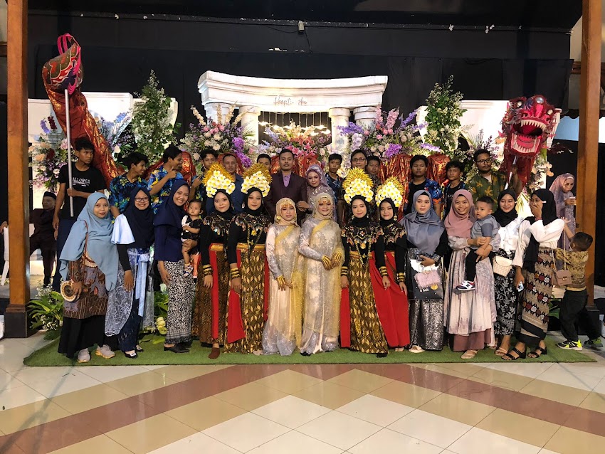Liang Liong dan Tari MTs Muhammadiyah 19 Mengisi Acara Pernikahan