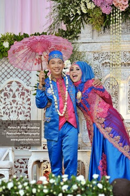 Model Baju Kebaya Pengantin Modern Berjilbab Terbaru