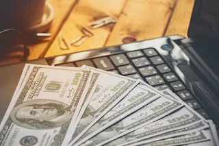 استراتيجيات لتحقيق النجاح المالي من التجارة الالكترونية