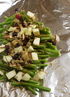 Autumn Apple-Nut Green Beans