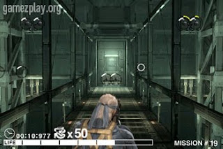 Metal Gear Solid Touch iphone screenshot snake stalking